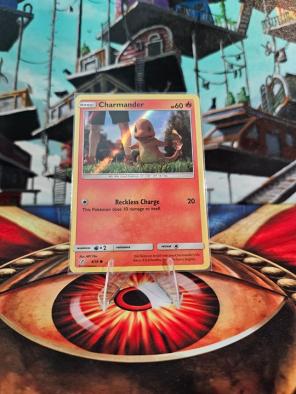 Charmander (Holo Common) - Detective Pikachu